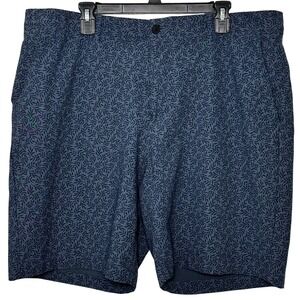 VRST Men's Size 42 Limitless Performance Golf Shorts Blue Leaf Print Stretch